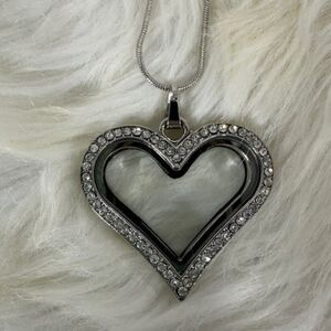 Origami Owl Heart Locket 8465 New